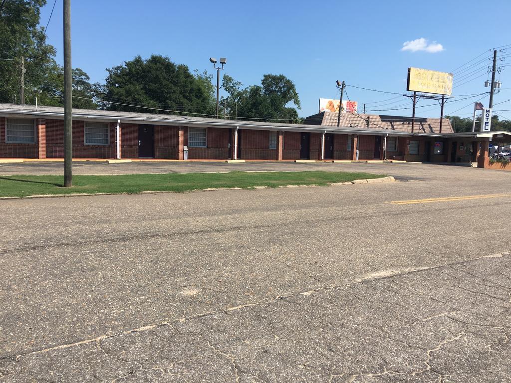 Best Value Inn Motel Sandusky Marianna Exterior photo